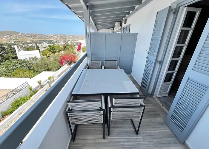 Aeolian Blu 3 * Parikia (Paros)