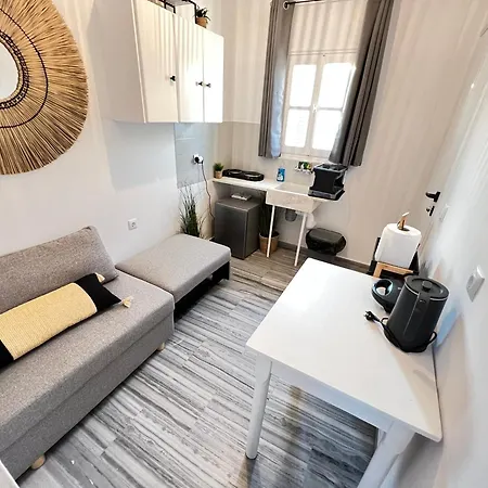 Aeolian Blu 3 Apartment
