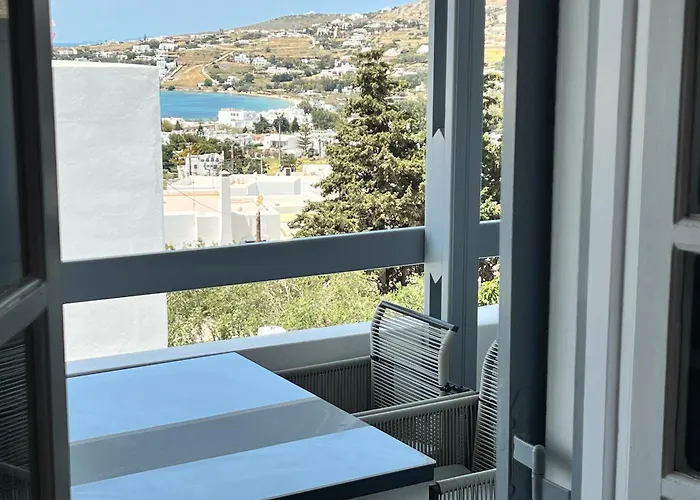 Aeolian Blu 3 * פארוס